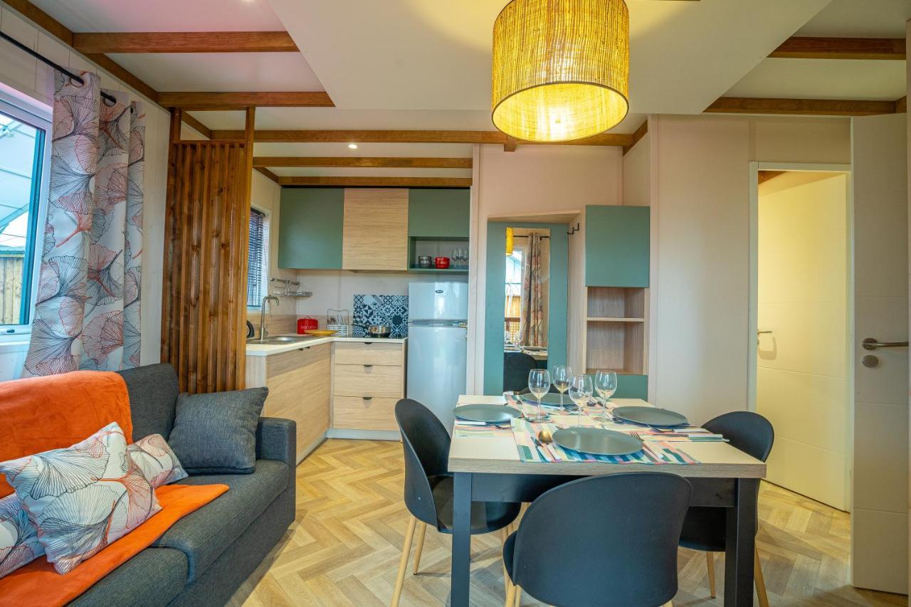 La Clairiere - Ecolieu De Vacances Lamothe-Fenelon Екстер'єр фото
