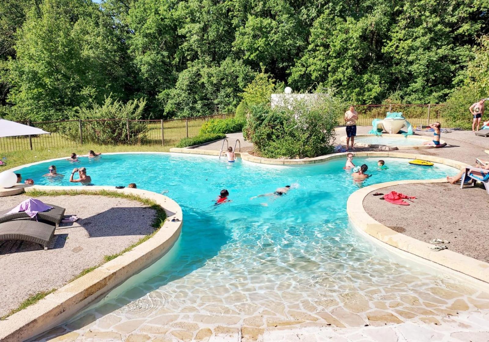 La Clairiere - Ecolieu De Vacances Lamothe-Fenelon Екстер'єр фото